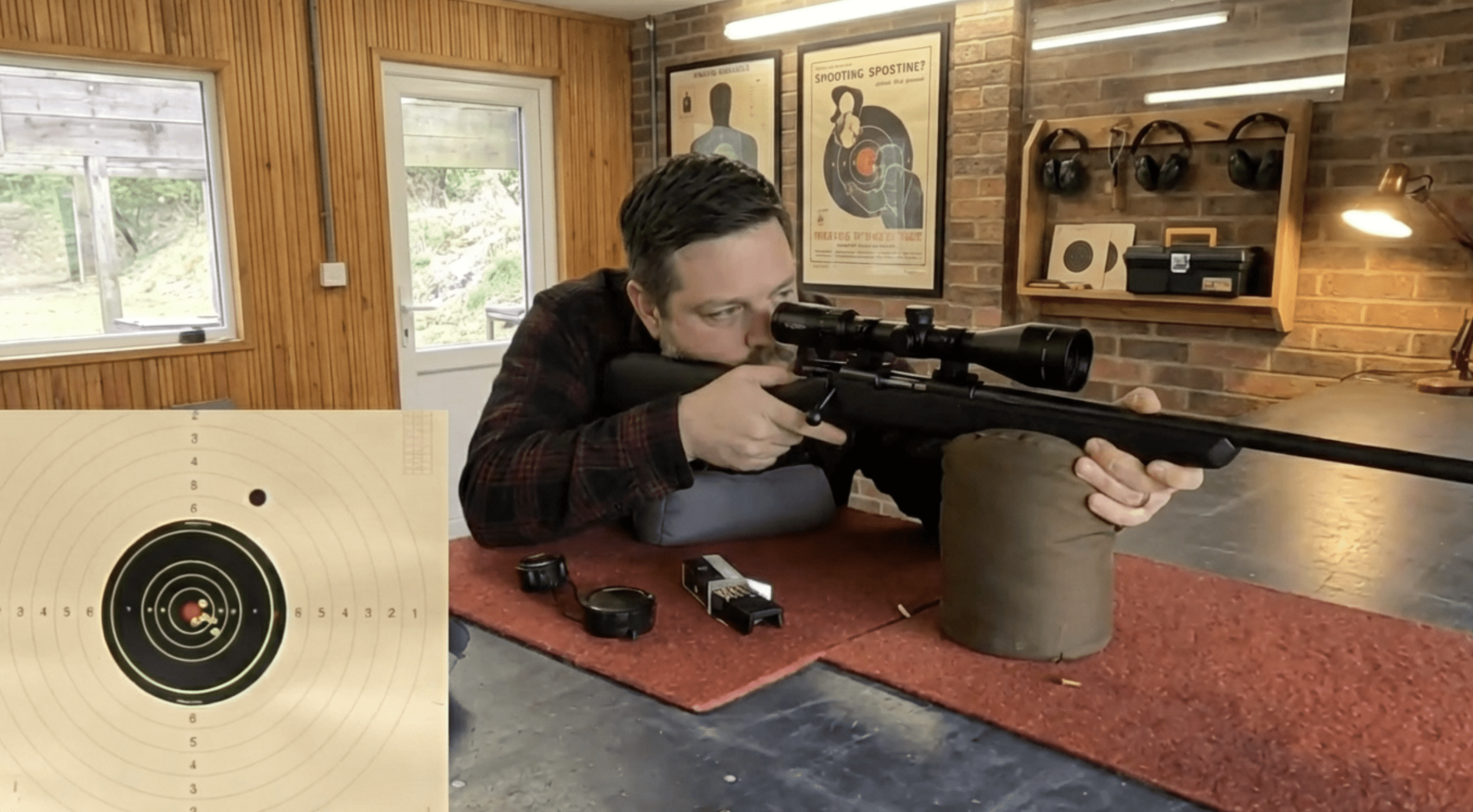 Mathieu avec la Savage B22 F au stand de tir