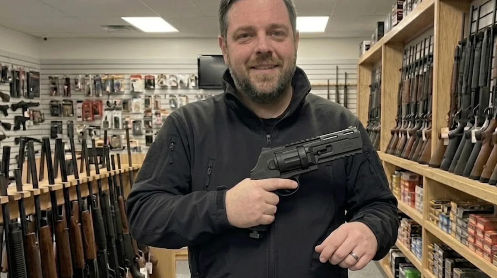 Vue d'ensemble du revolver de défense Umarex TR50 Gen2 cal .50