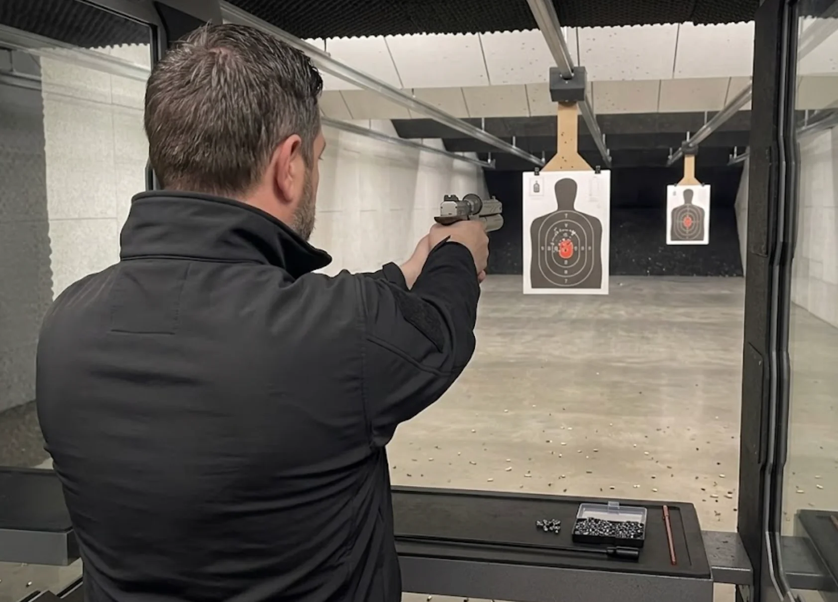 Pistolet Reximex RPA en test sur stand de tir