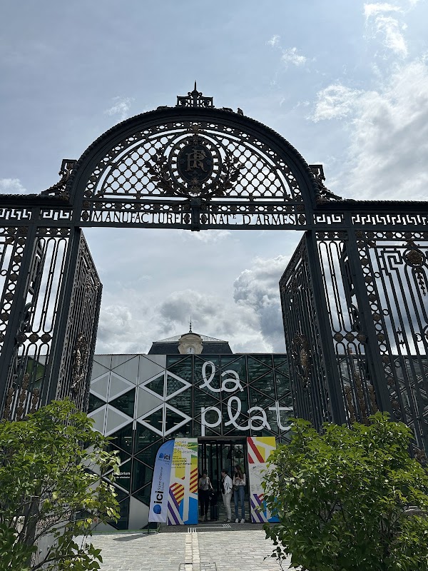 Photo armurerie Place de la Manufacture d&rsquo;Armes a Saint-Étienne