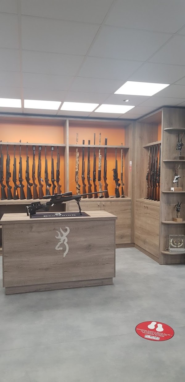 Photo armurerie Terre de Chasse a Châtillon-le-Duc - 3
