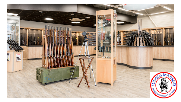 Photo armurerie Flingus Maximus – Armurerie et armes anciennes de qualité à Paris – Sur rdv uniquement a Paris