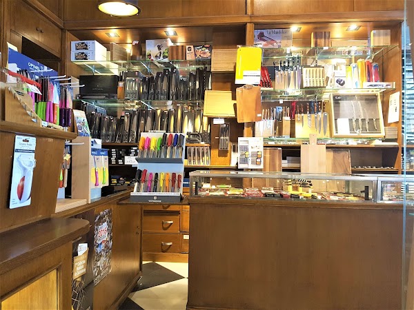 Photo armurerie Coutellerie Renaud | Laguiole en Aubrac a Paris - 3