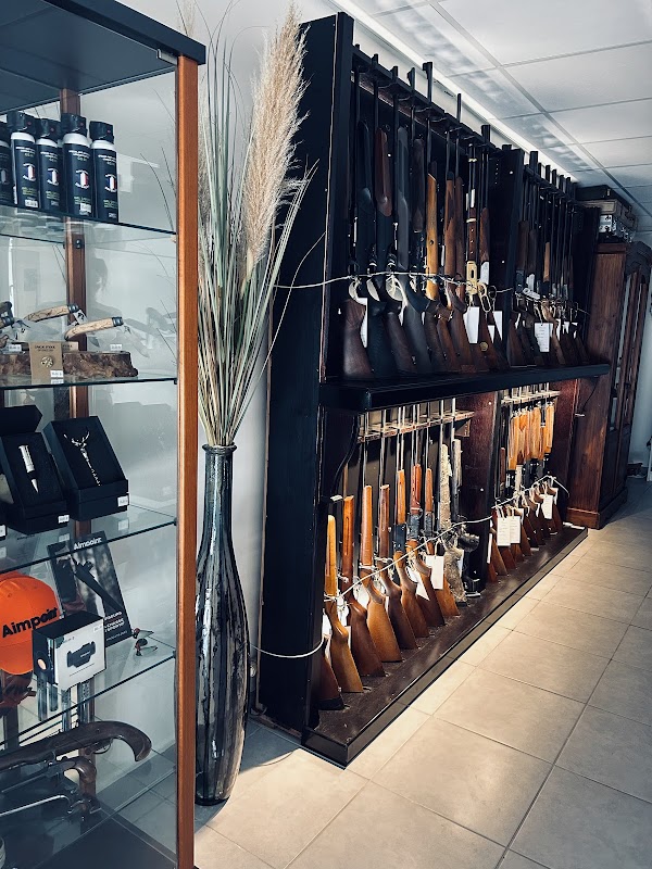 Photo armurerie Armurerie Dubois a Meyreuil - 2