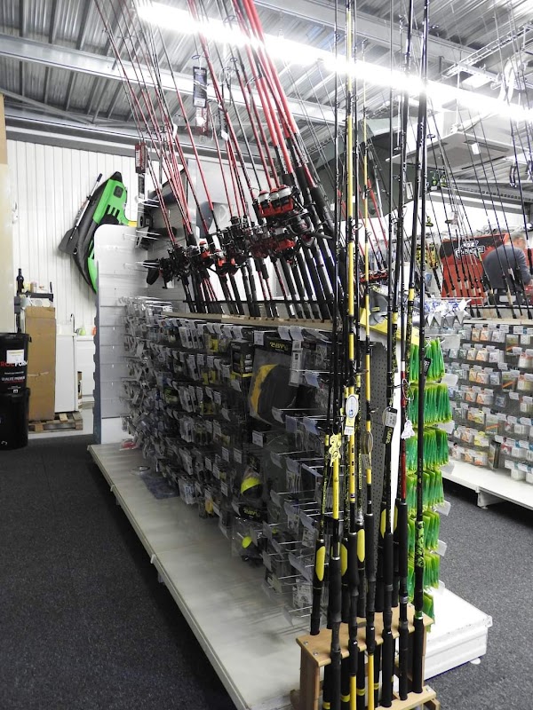 Photo armurerie SDC Chasse Pêche a Châteaubernard - 2