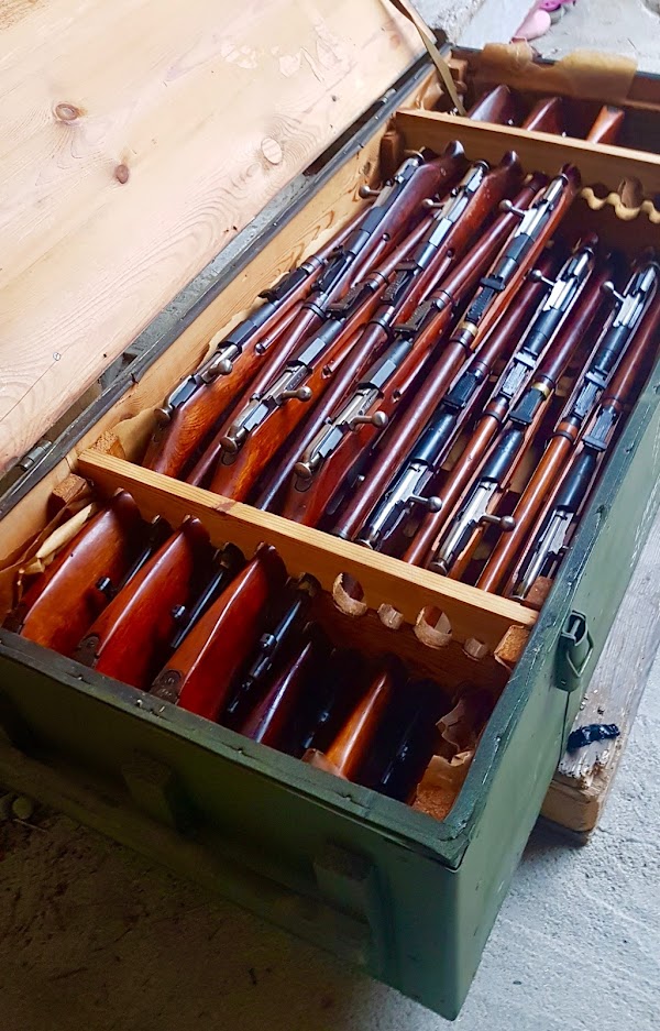 Photo armurerie lyon armurerie distribution L.A DISTRIBUTION a La Tour-de-Salvagny - 2