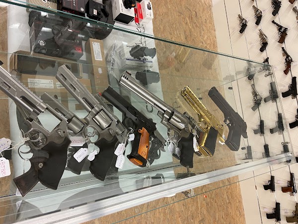 Photo armurerie SARL Bernad et Fils Pêche Chasse Loisirs 81 a Albi - 2