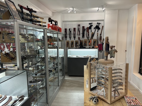 Photo armurerie Coutellerie d&rsquo;Avignon et Armurerie de Défense catégorie D by cedrickcouteaux.fr a Avignon - 2