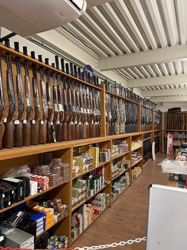 Photo armurerie SARL Bernad et Fils Pêche Chasse Loisirs 81 a Albi - 3