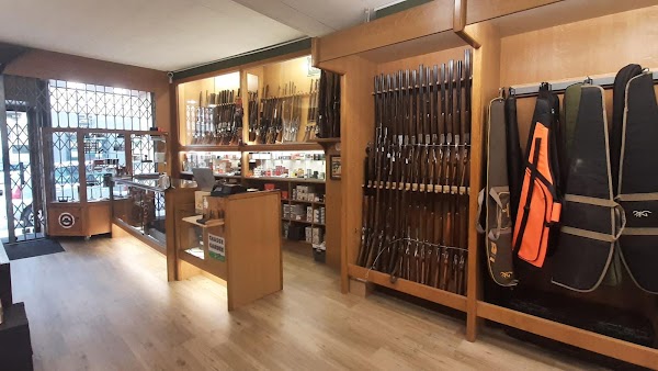 Photo armurerie Armurerie Coutellerie Maillet a Dinan - 2