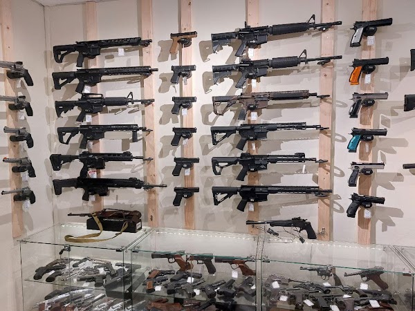 Photo armurerie Armurerie Commanderie de Navarre a Lons - 2