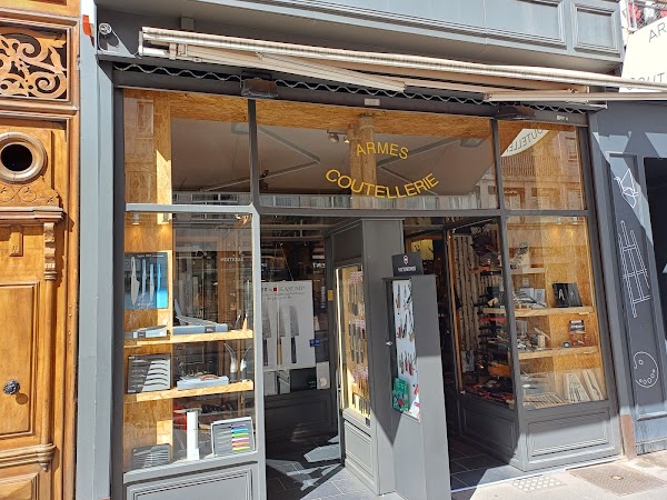 Photo armurerie Scal Coutellerie LACOUTURE a Lyon - 2