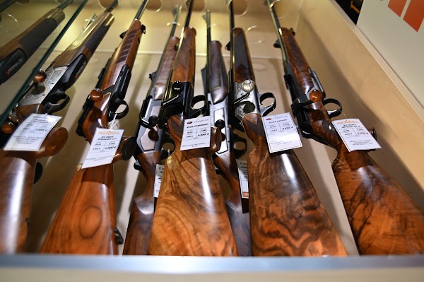 Photo armurerie Monsieur Sauvage – Chasse & Pêche a Rennes
