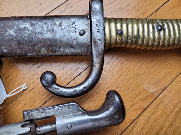 Photo armurerie Flingus Maximus – Armurerie et armes anciennes de qualité à Paris – Sur rdv uniquement a Paris