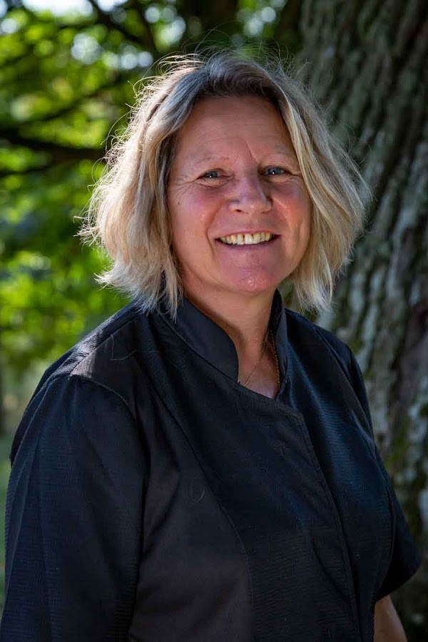 Photo armurerie massage de pleine attention Muriel Bourgeois Armurier a Besançon - 2